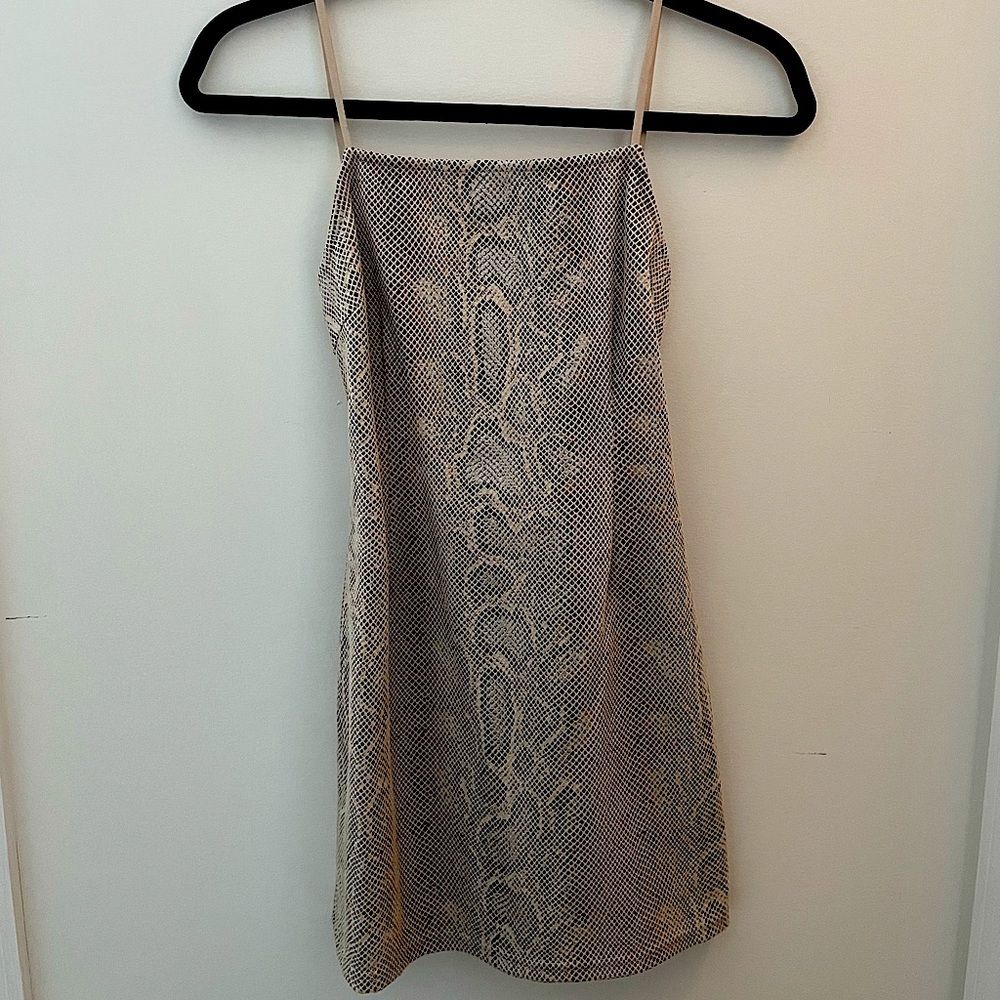 🐍 URBAN OUTFITTERS SNAKE PRINT MINI DRESS 🐍